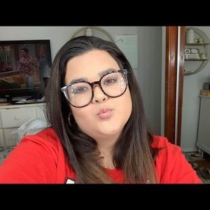 Meet your Posher, Brittney